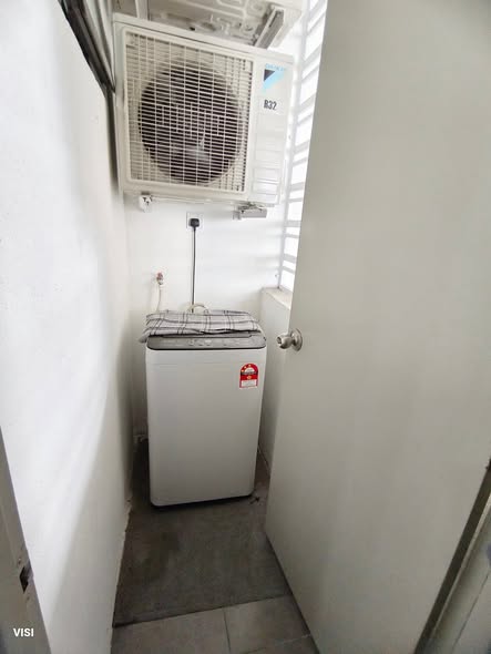 Casa Kayangan Block B Mid Floor 1500 - photo 4