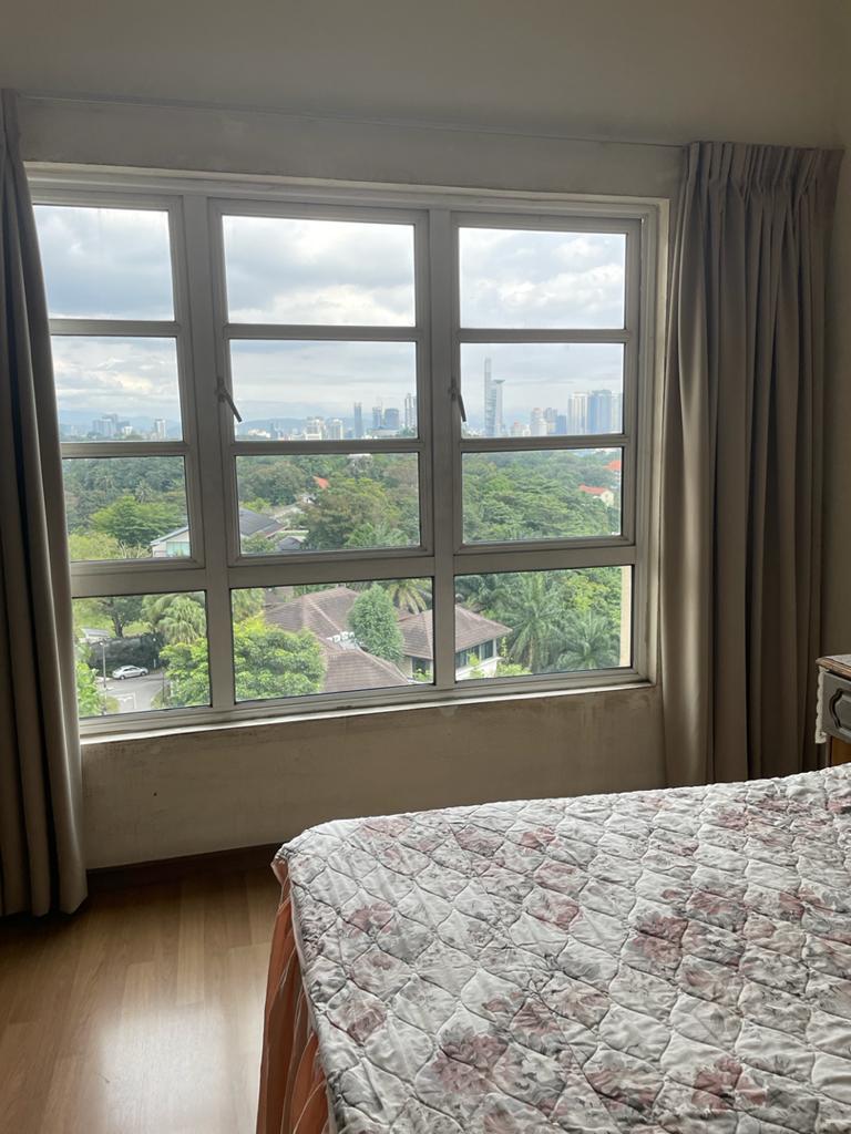 For Sale One Large bedroom at Li Villa Good Condit - photo 4