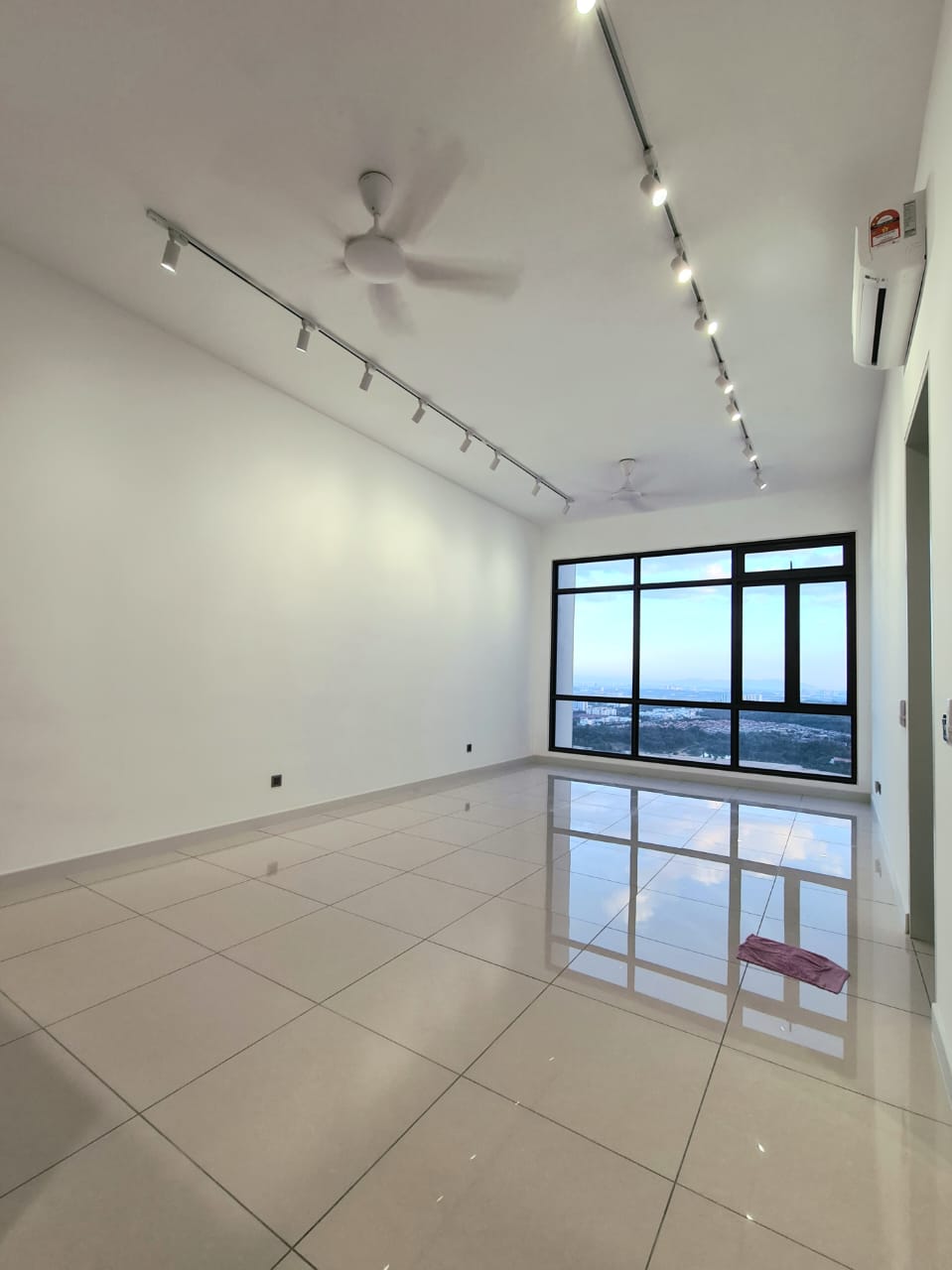 For Sale High Floor  ...