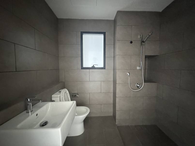 Maya Ara Residences Ara Damansara 764 sqft Brand N - photo 4