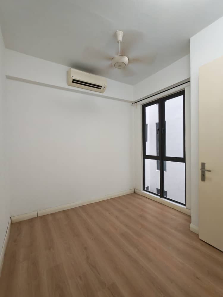 Nova Saujana Unblocked View Partially furnished - photo 5