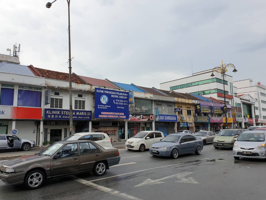 Shop Lot along the banking row of Port Klang - photo 2