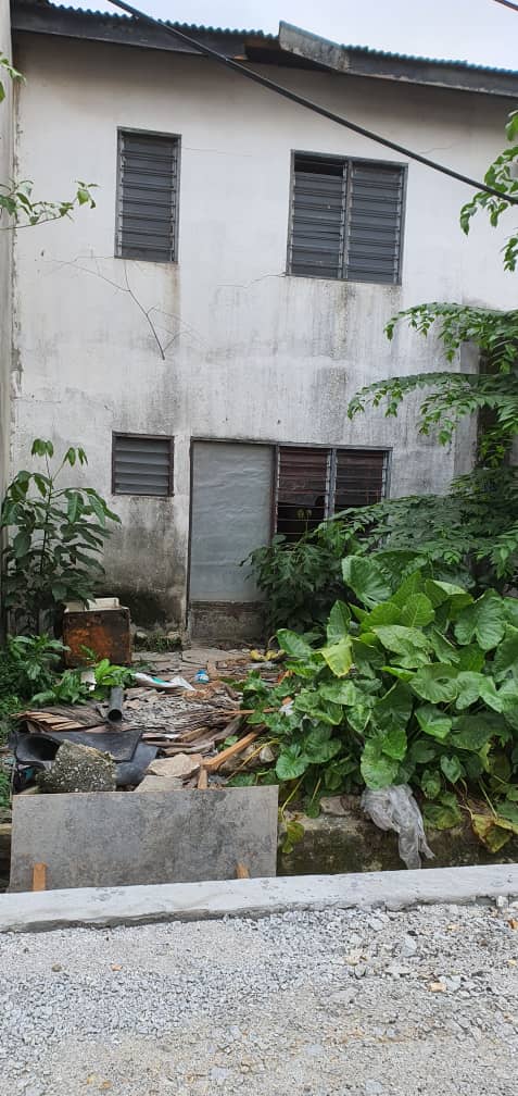 Rumah Mudah 2 Tingkat Low Cost on Fire Sale - photo 3