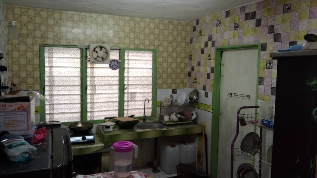 Below Market Value Double Storey Link Seksyen 25 - photo 7