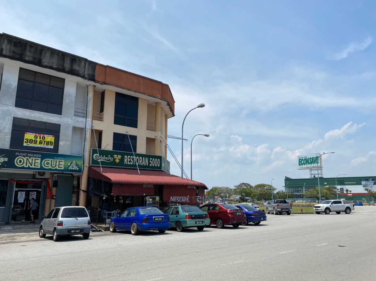 3 Storey Commercial Shop Lot - photo 2