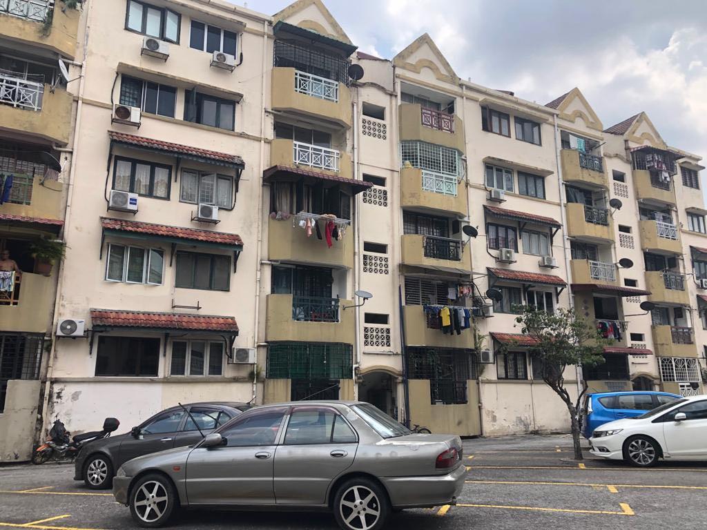 Makmur Apartment ...