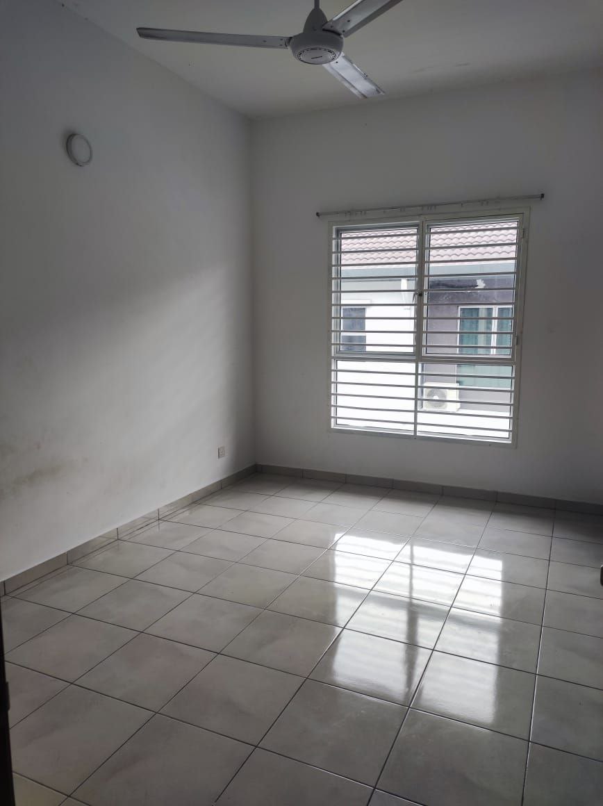 Double Storey Terrace Serene Heights Acacia Bangi - photo 4
