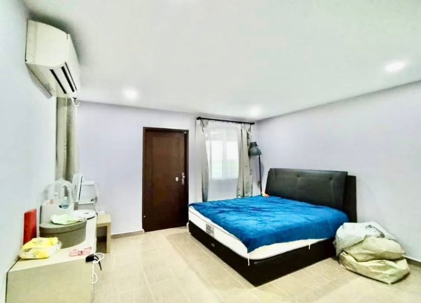 taman putri jaya end lot facing open renovated - photo 5