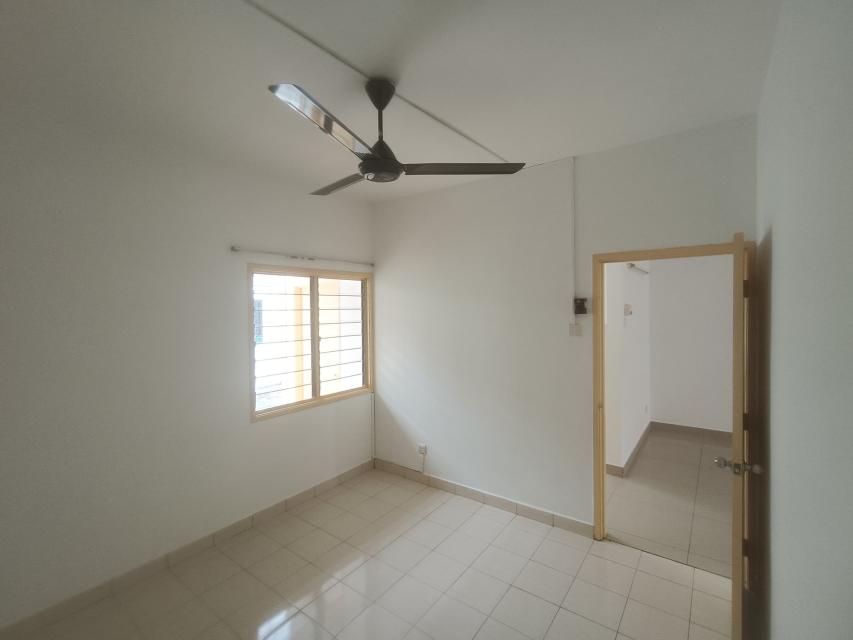 taman puchong utama end lot - photo 12