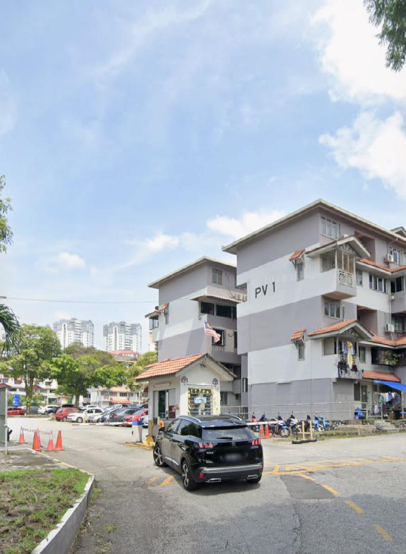 perdana villa duplex unit for rent - photo 2