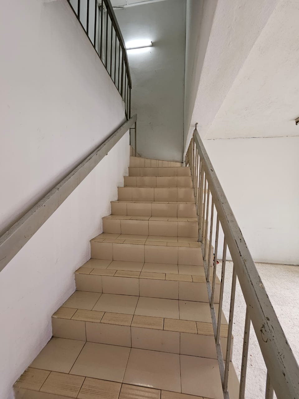 perdana villa duplex unit for rent - photo 4