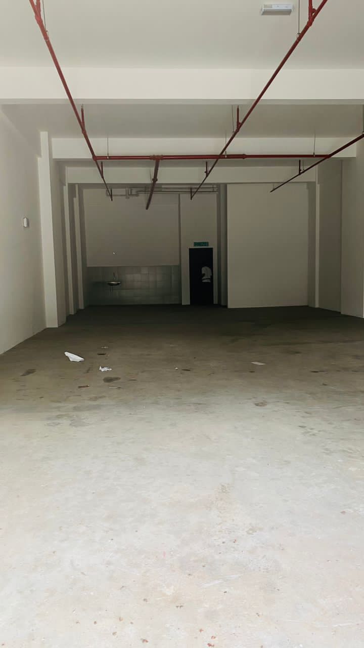 Emira Shoplot FF Sek 13, Shah Alam by Wilson Ng - photo 2