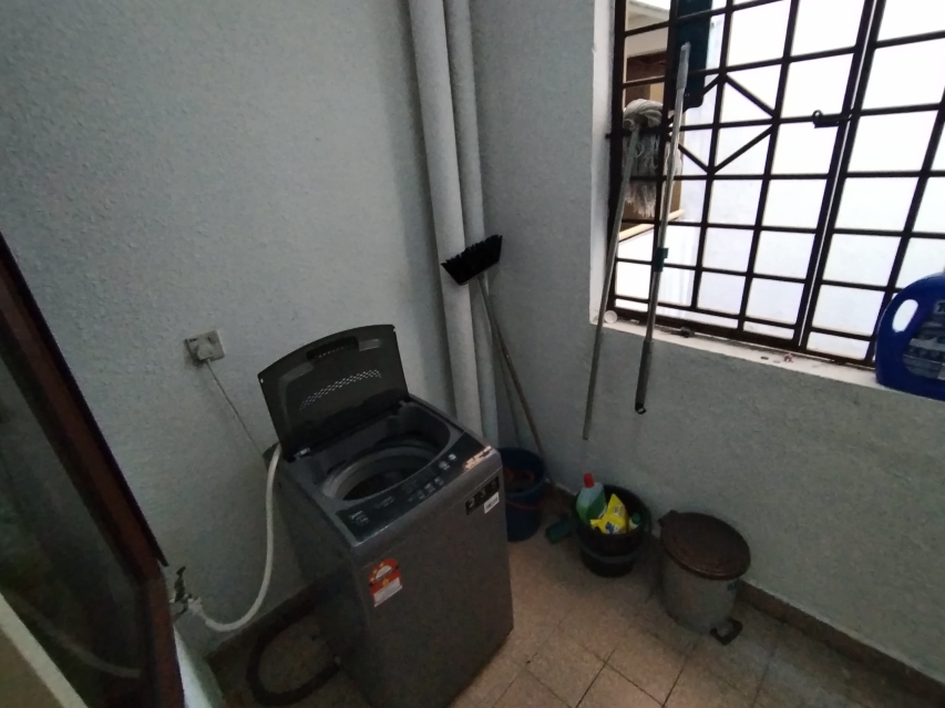 Palm Spring Single Room for Rent by Wind - photo 4