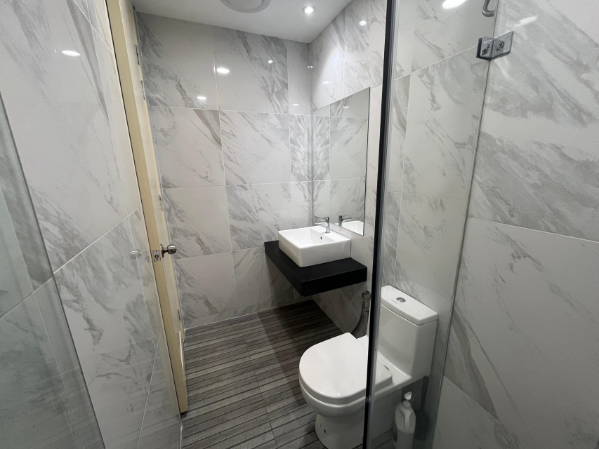 Emporis 3R2B2CP For Sale by Wind - photo 10