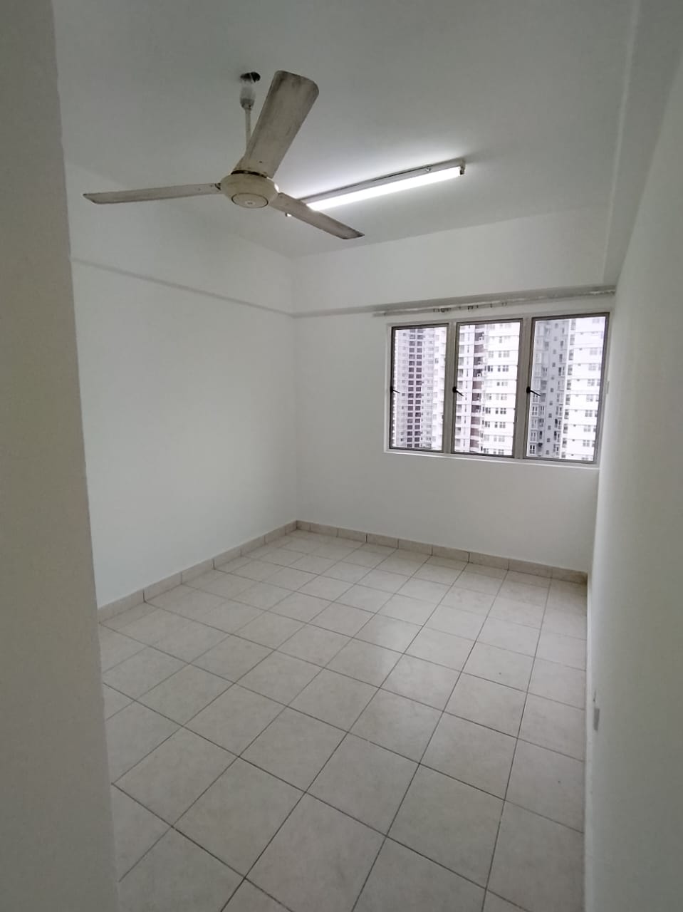 Pelangi Damansara Block D Basic 3R2B1CP by Wind - photo 8