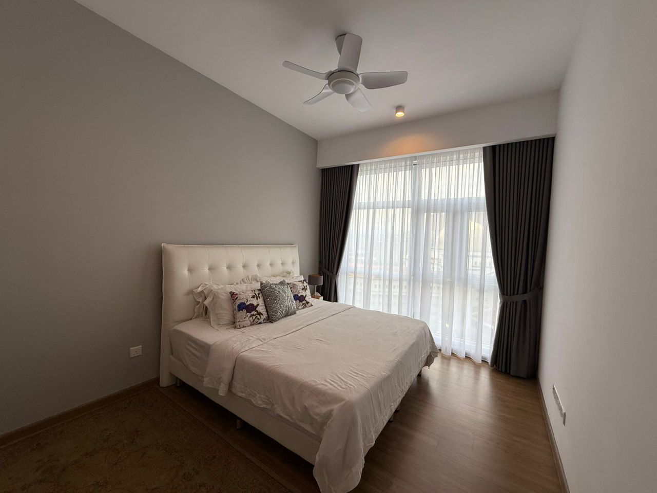 Met 1 FF 4R3B3CP For Rent by Co-a CH - photo 2