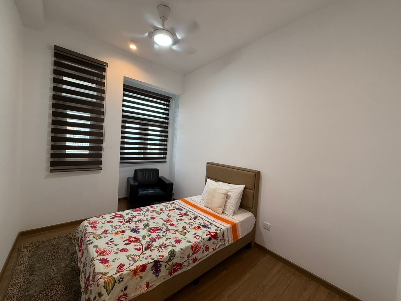 Met 1 FF 4R3B3CP For Rent by Co-a CH - photo 4