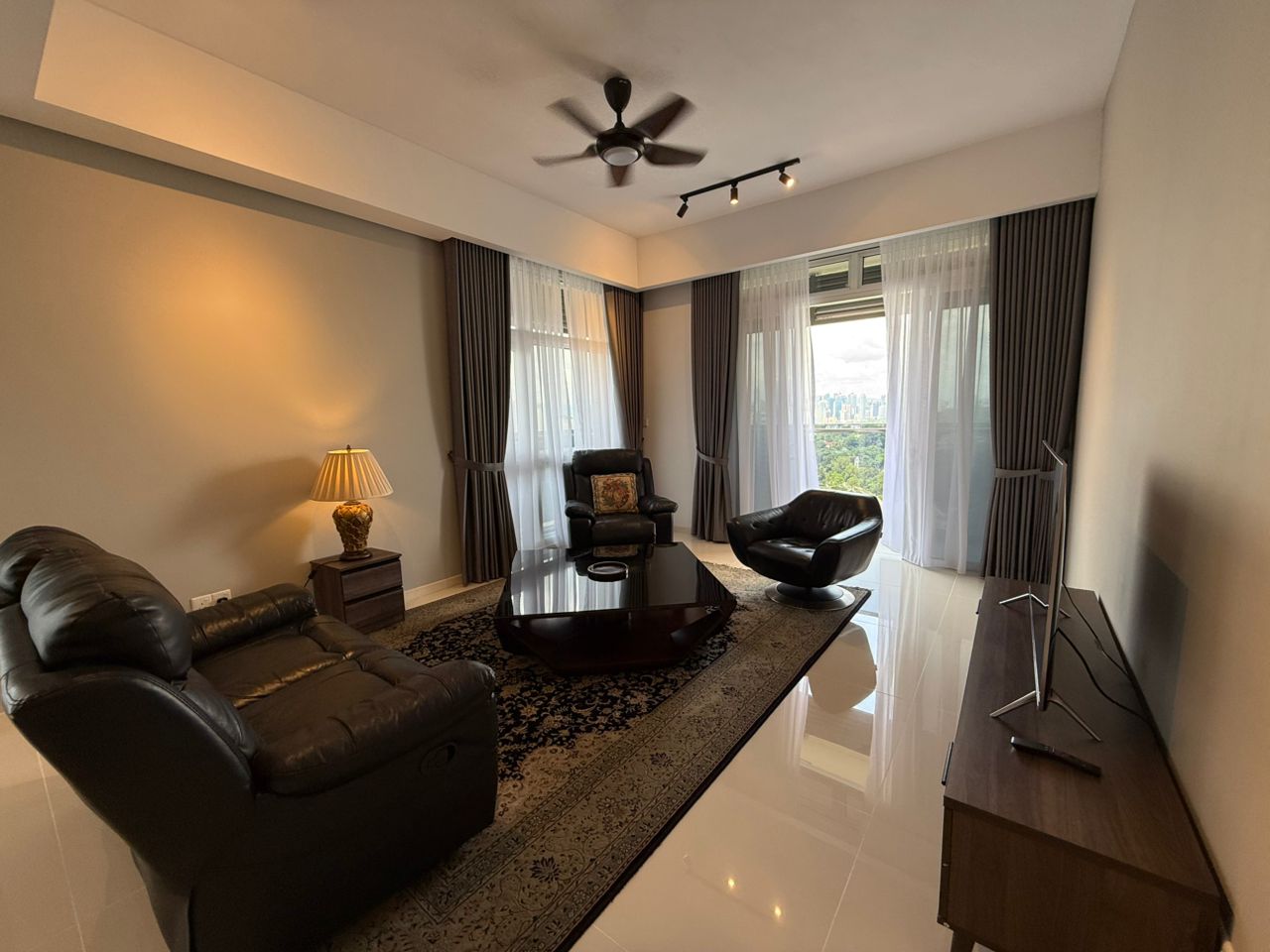 Met 1 FF 4R3B3CP For Rent by Co-a CH - photo 5