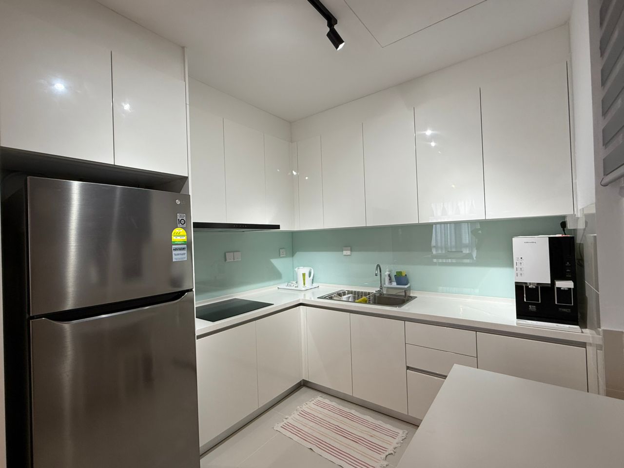 Met 1 FF 4R3B3CP For Rent by Co-a CH - photo 6