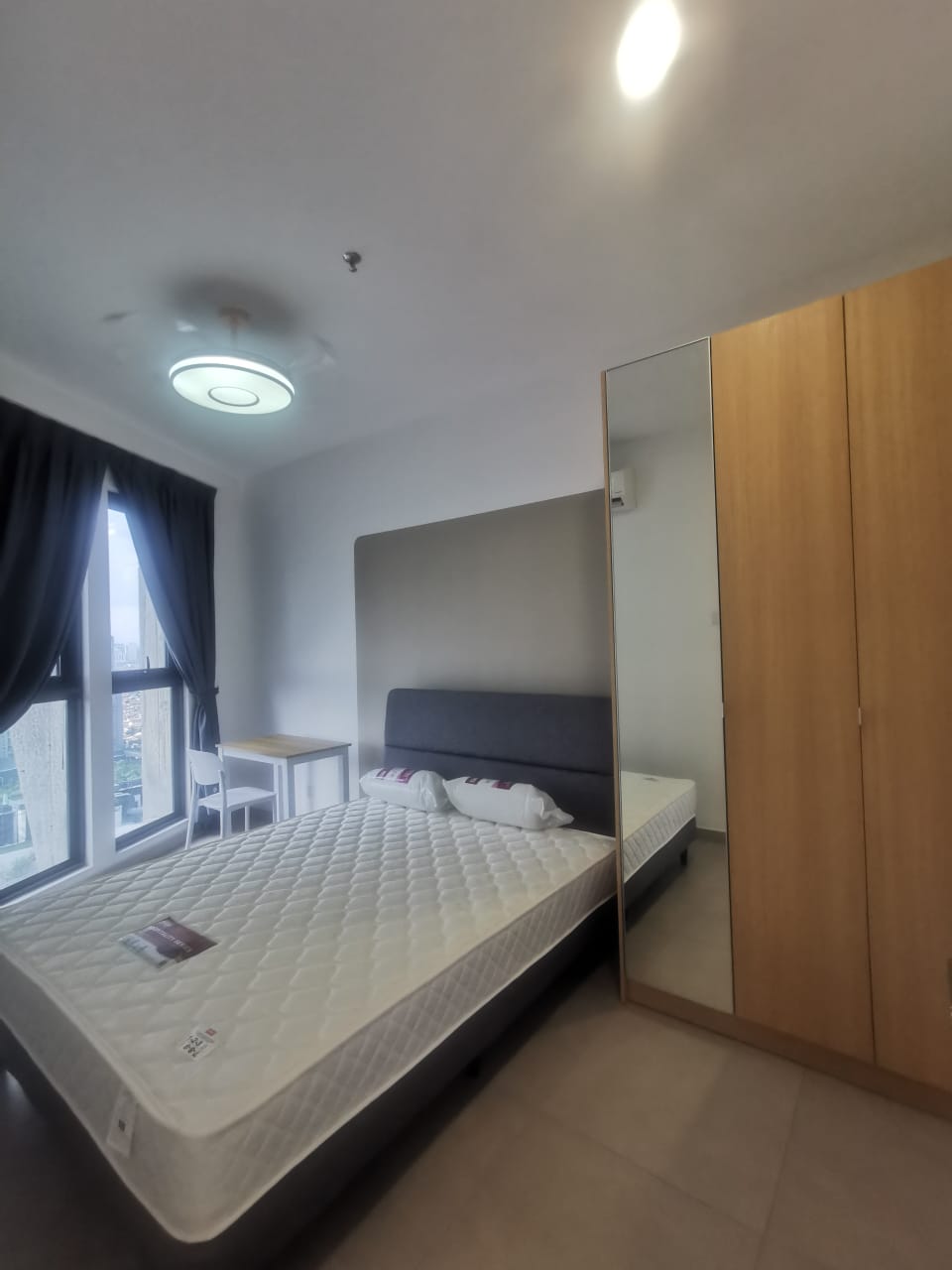 Yolo Signature 2Rooms FF By BL - photo 3