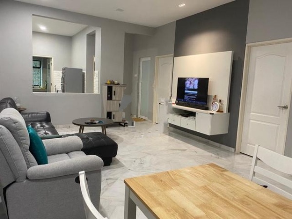 TAMAN DESA DAMAI TOWNHOUSE - photo 2