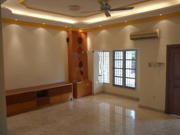 TAMAN MALURI LANDED HOUSE - photo 2