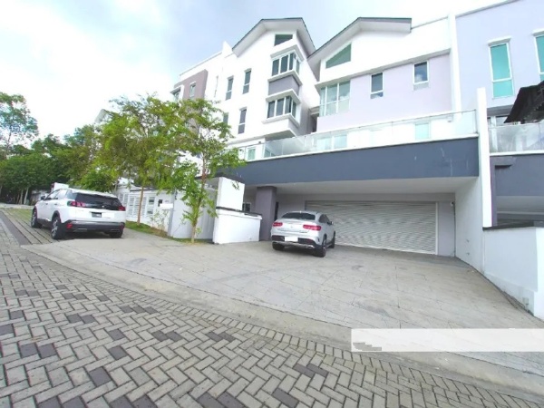 MELAWATI CONTOURS 4 STRY BUNGALOW - photo 12