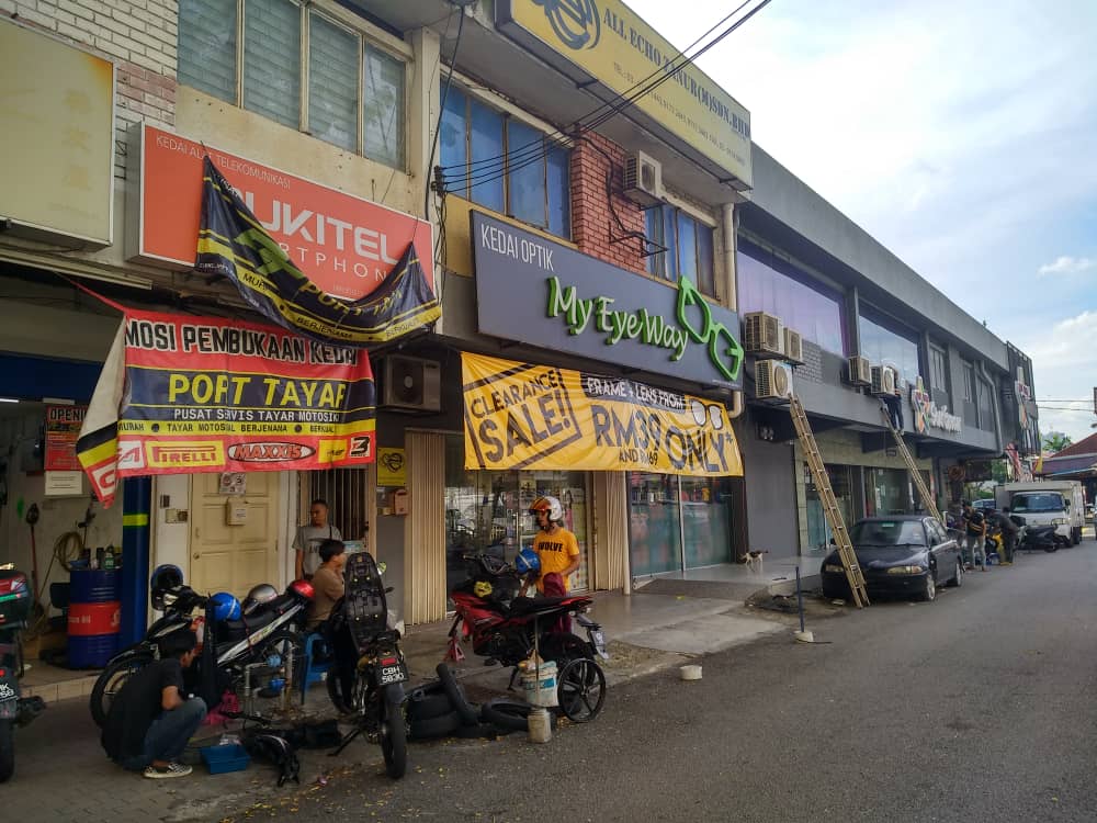 BANDAR TUN RAZAL SHOP - photo 2