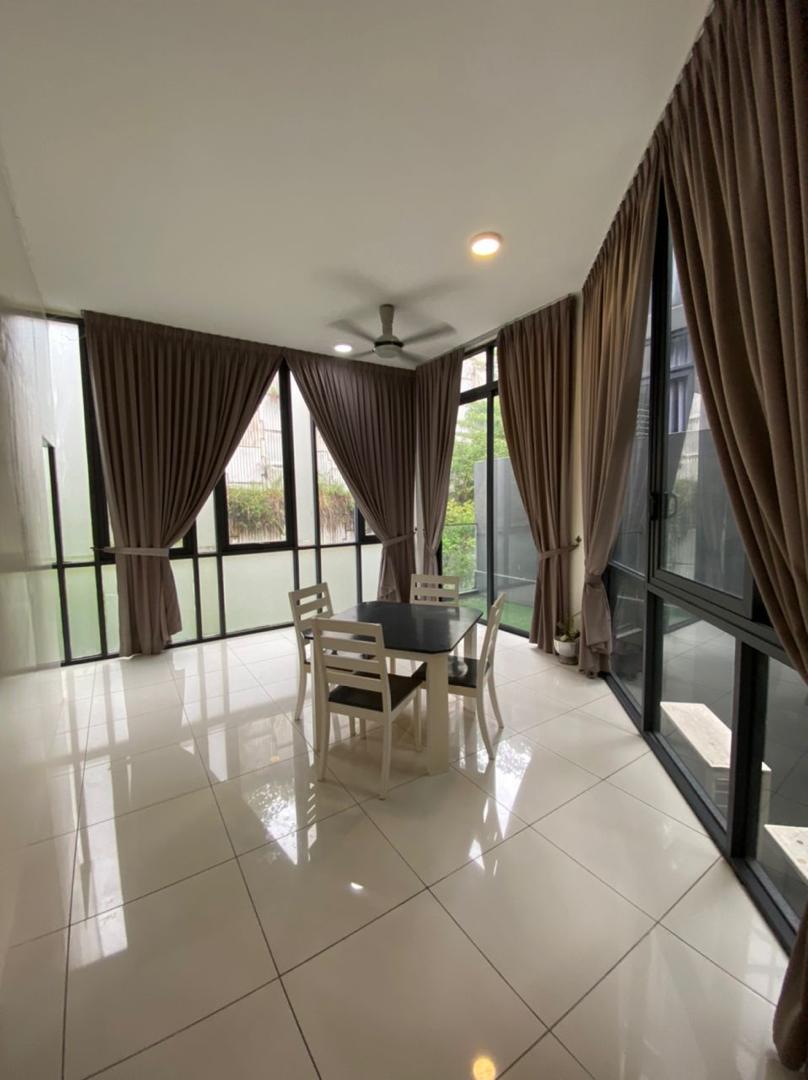 Empire residence - photo 2