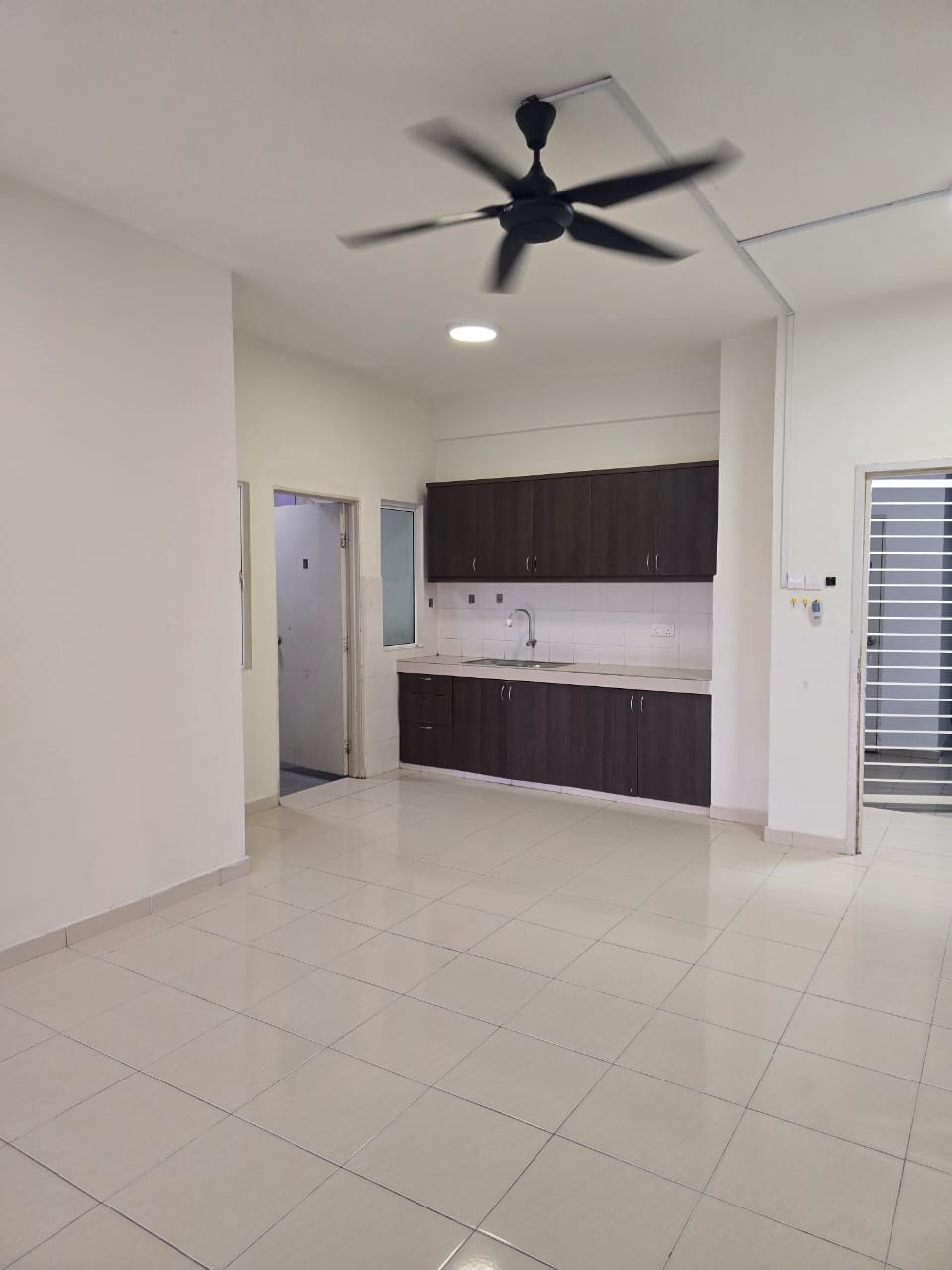 I residence for sale - photo 2