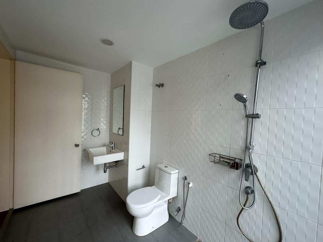 Blu constellation for rent - photo 6