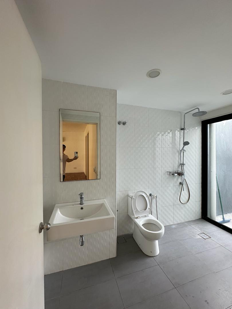 Blu constellation for rent - photo 9