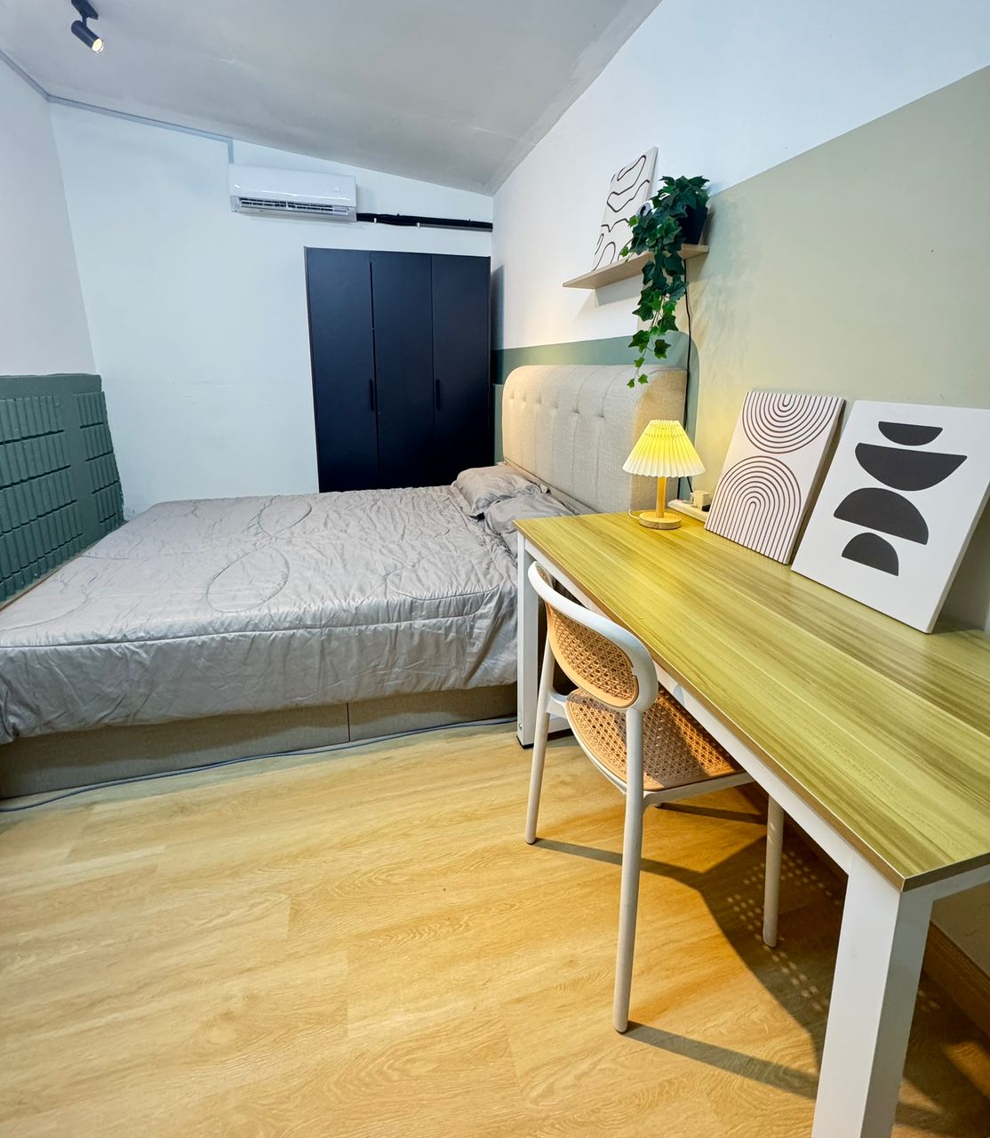 Room for rent taynton view - photo 3