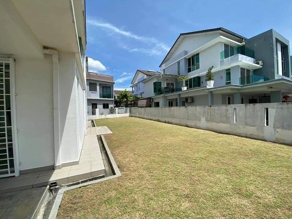 3 Storey Endlot Bandar Botanic Penaga Armaya