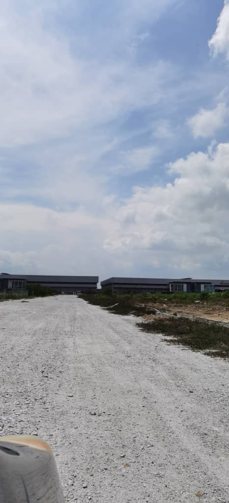 2 unit industrial flat land northport