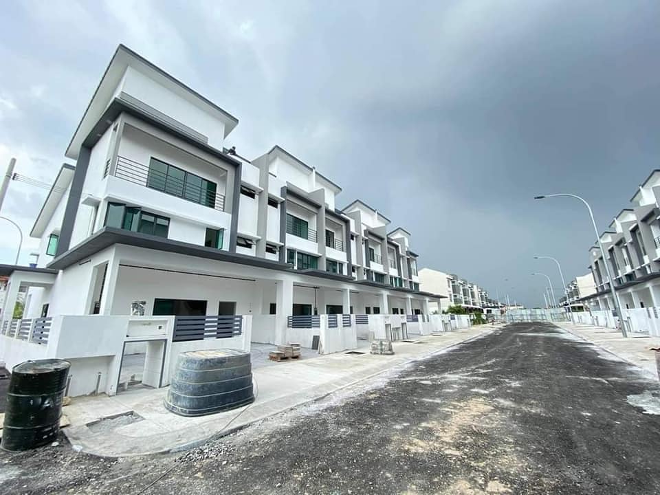 2and Half storey Telok Gadong Besar Port Klang