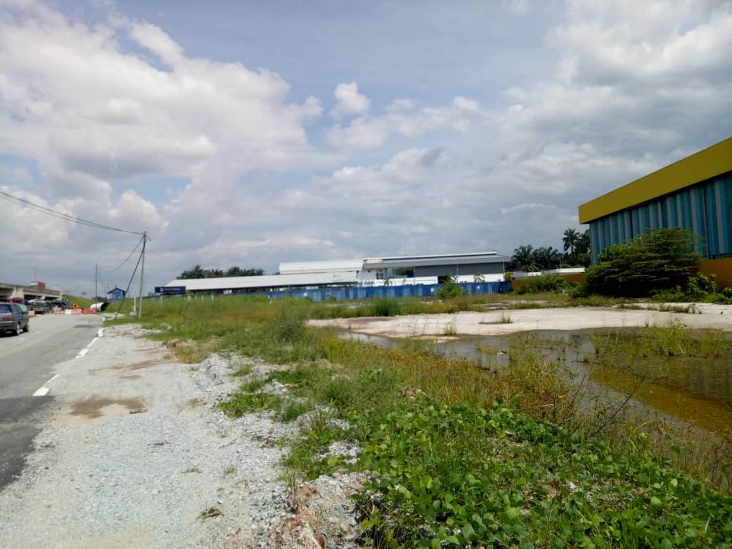 LAnd Telok Panglima