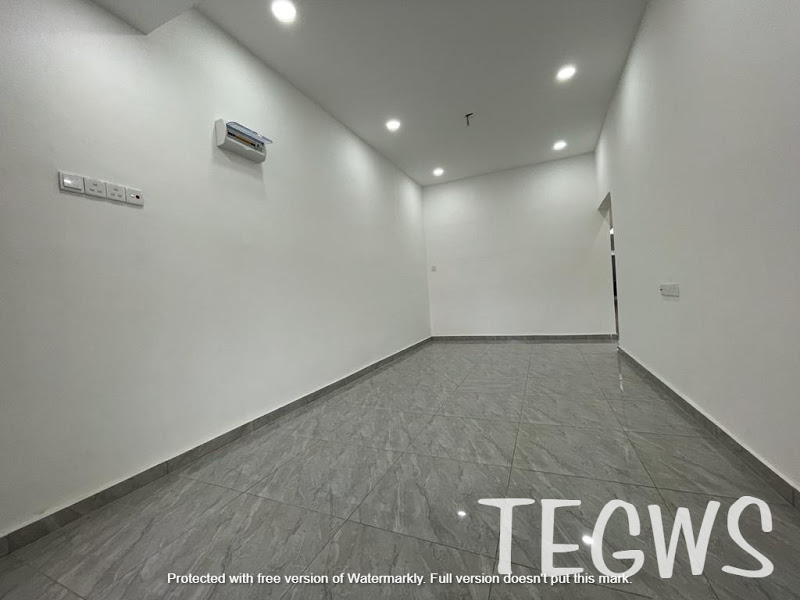 Klang Beautiful Single Storey Full Renovated - photo 5