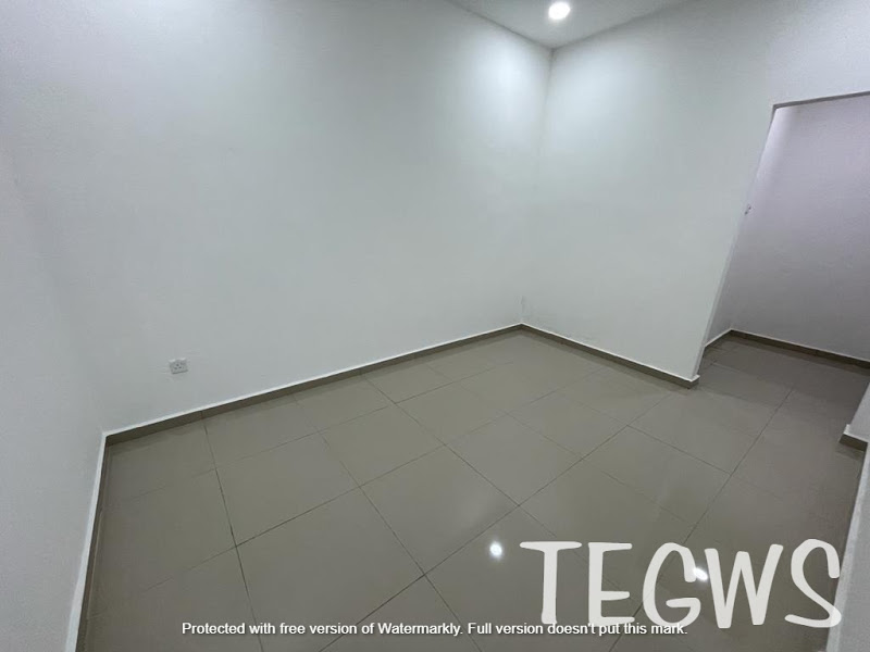 Klang Beautiful Single Storey Full Renovated - photo 7