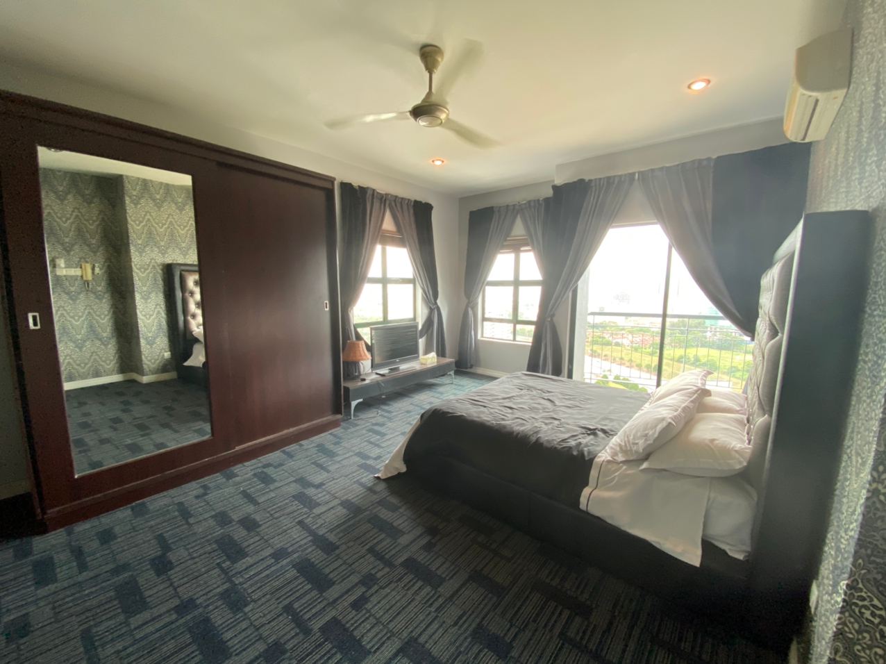 KLCC View Fully Furnished Penthouse Sri Hartamas - photo 5