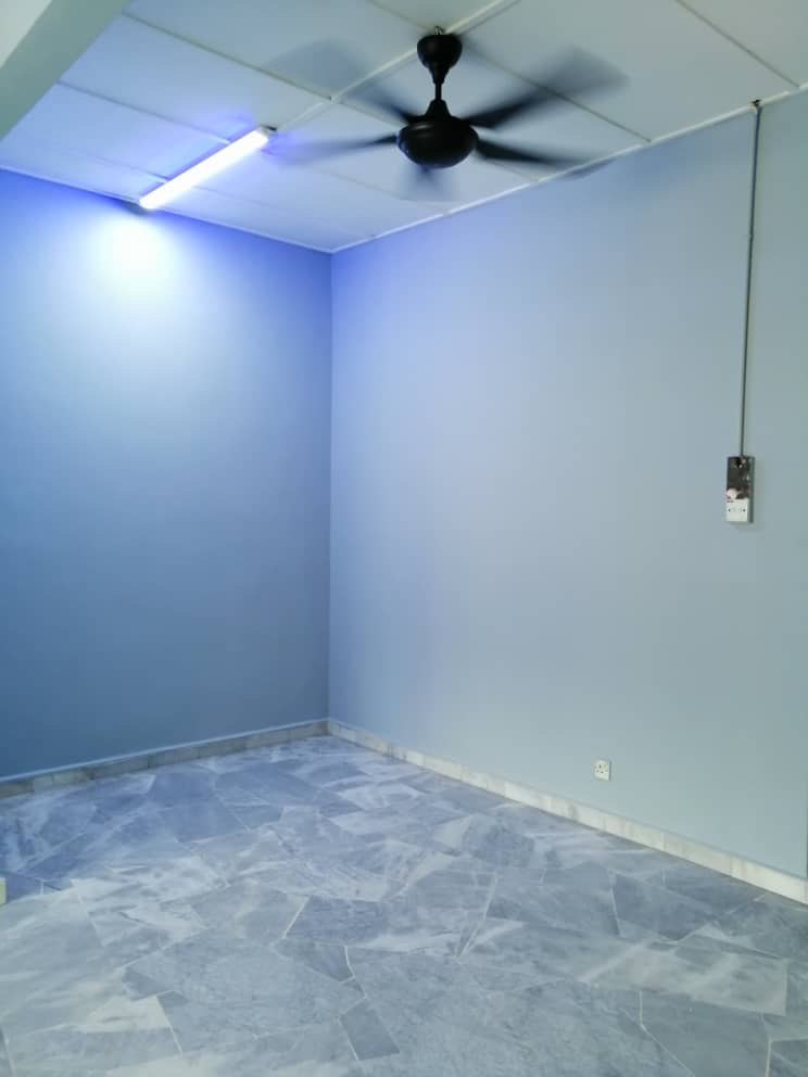 Good Condition Apartment Taman Desa - photo 3