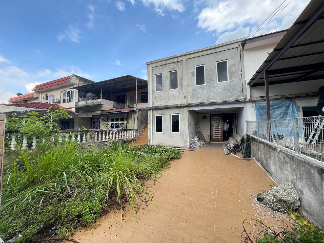 RENOVATED DOUBLE STOREY HSE SECTION 10 SHAH ALAM - photo 2