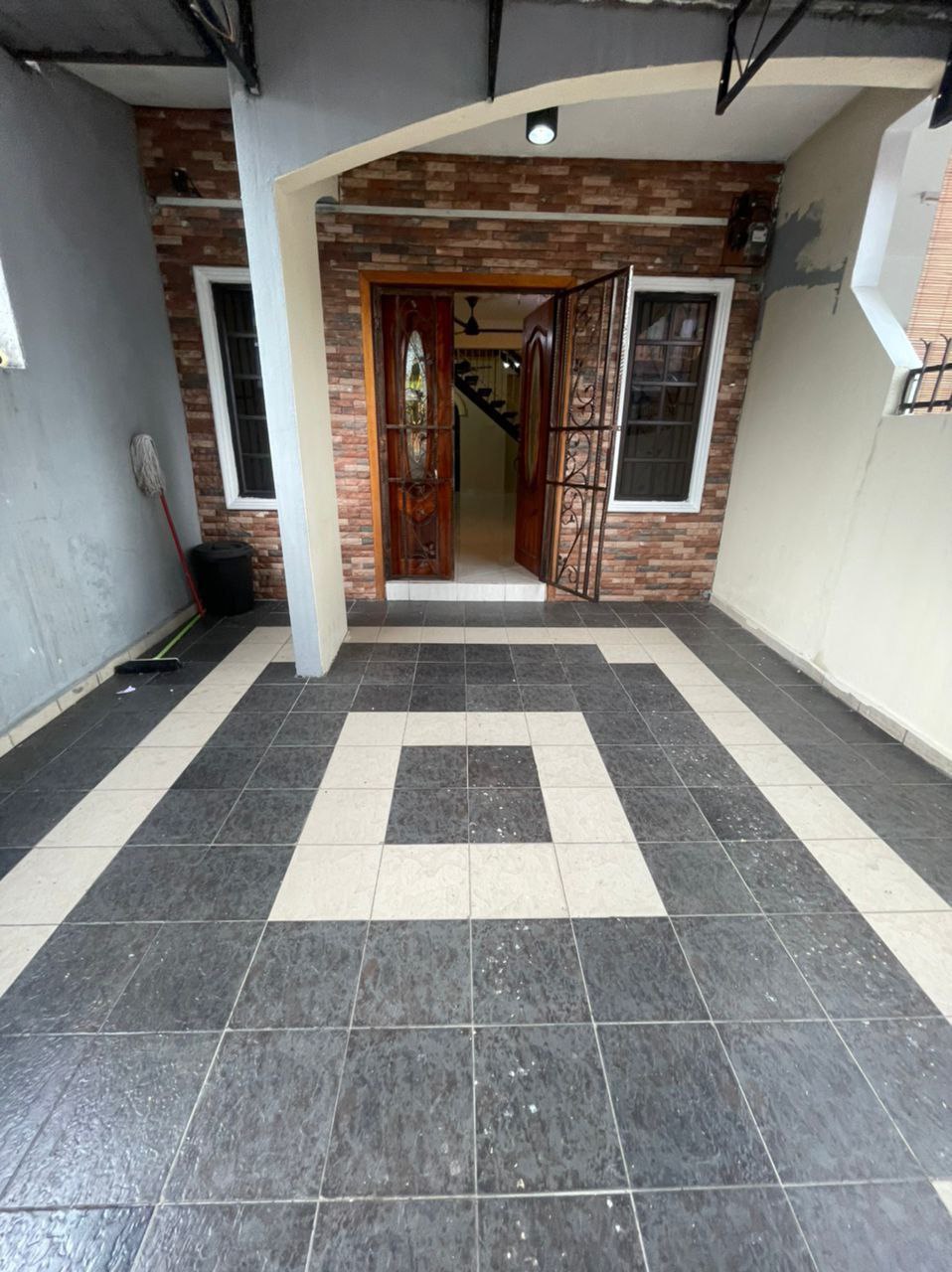 RENOVATED Taman Seri Gombak Fasa 10 - photo 2