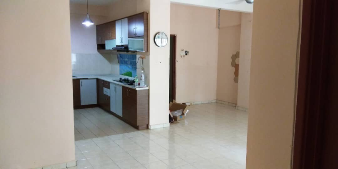 FREEHOLD Selesa-i Resort Apartment Kajang - photo 2
