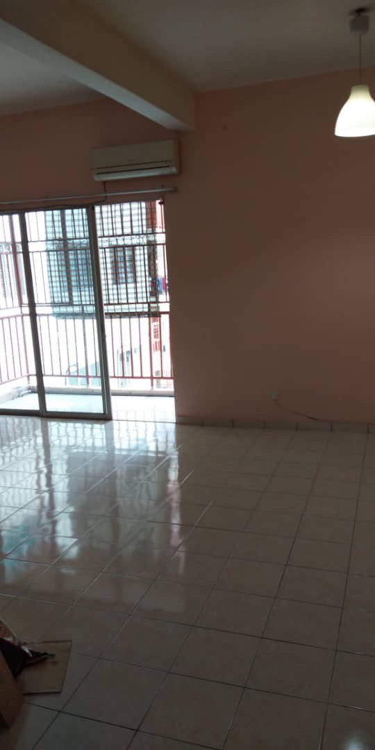 FREEHOLD Selesa-i Resort Apartment Kajang - photo 4