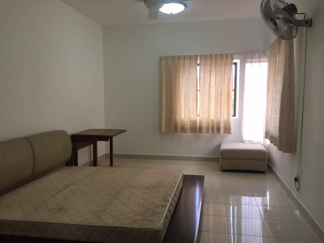 Pelangi Utama Condo Corner Lot PJ Bandar Utama MRT - photo 5