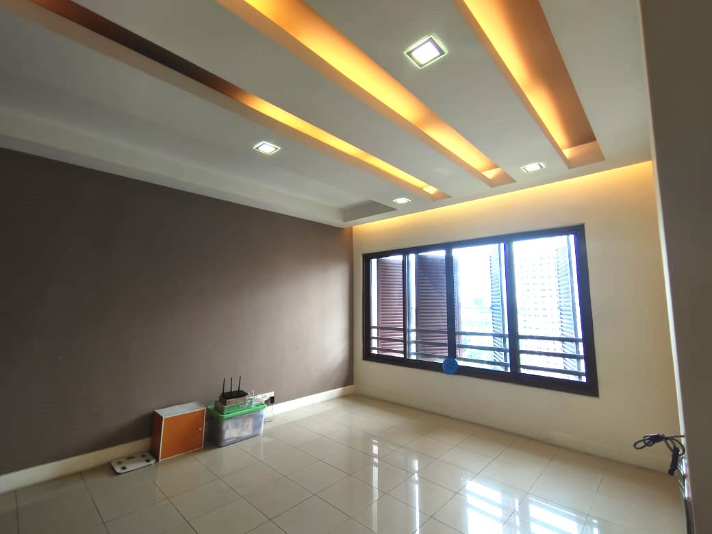 Surian Condo By Yeevy - photo 2