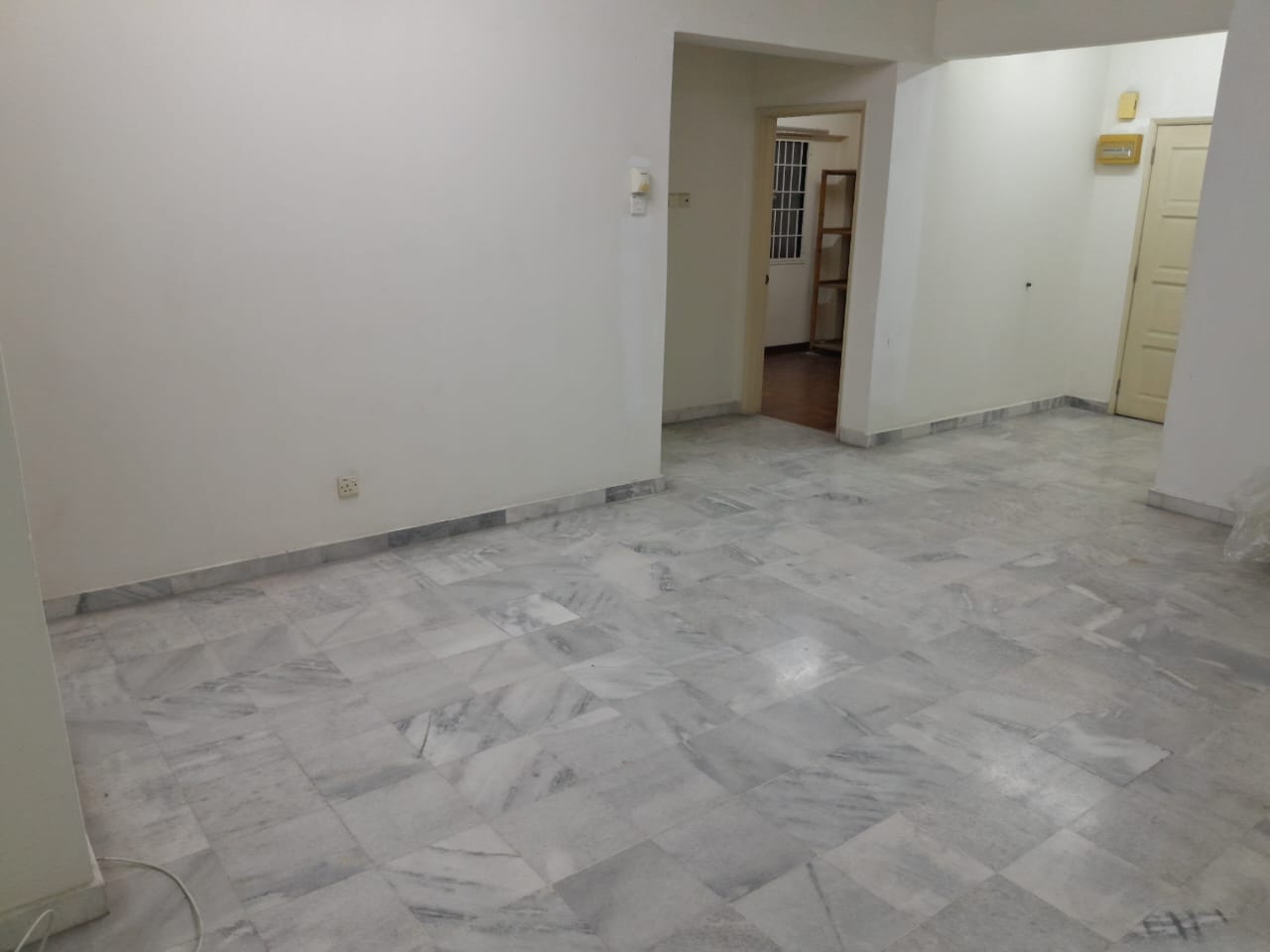 Aman Puri Apartment By Yeevy - photo 2