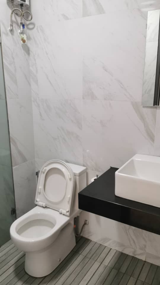 Emporis Residence 2r2b By Jay Ng - photo 6