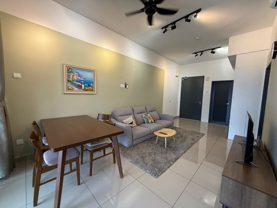 Aera Residence Renovated Unit By Yeevy - photo 2